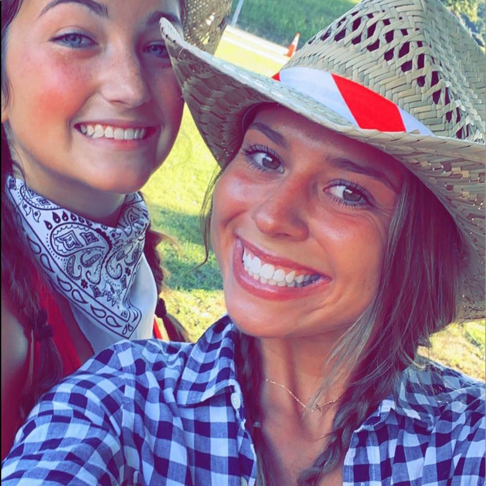 Meet your Posher, Kaylie